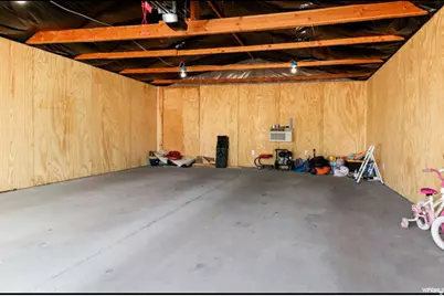 510 S 350 E, Roosevelt, UT 84066 - Photo 9