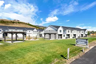 570 N Bourdons River St, Garden City, UT 84028 - Photo 25