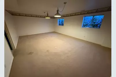 929 W Brandermill Cv, Murray, UT 84123 - Photo 11