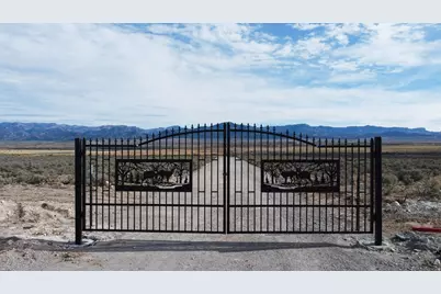 331 E Equestrian Dr N #2, Panguitch, UT 84759 - Photo 5