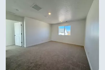 3006 N Lone Pine St #642, Eagle Mountain, UT 84005 - Photo 5