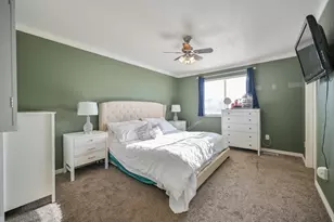 725 N Fox Run Dr E, Tooele, UT 84074 - Photo 11