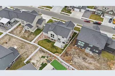 478 N Woodland Rd, Saratoga Springs, UT 84045 - Photo 5