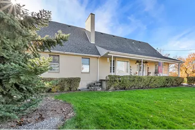 1917 W 250 N, Marriott-Slaterville City, UT 84404 - Photo 23