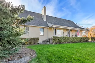 1917 W 250 N, Marriott-Slaterville City, UT 84404 - Photo 23