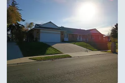 4043 W Continental Dr, West Valley, UT 84120 - Photo 5