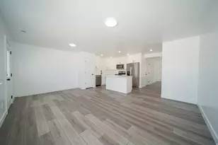 1583 W Partridge Dr (560 S) S, Vernal, UT 84078 - Photo 11