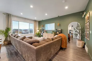 194 E Bliss Dr S, Saratoga Springs, UT 84045 - Photo 3