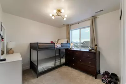 194 E Bliss Dr S, Saratoga Springs, UT 84045 - Photo 17