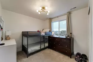 194 E Bliss Dr S, Saratoga Springs, UT 84045 - Photo 17