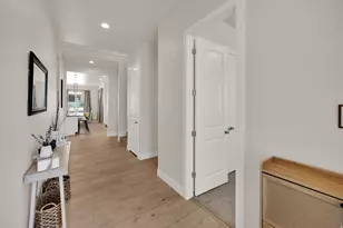 1612 W Maple Brook Ln, Riverton, UT 84065 - Photo 9