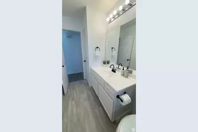 1453 W Lancelot Dr S, West Valley, UT 84119 - Photo 7