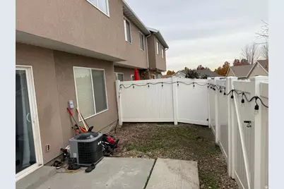 176 W Savannah Ln N, Harrisville, UT 84414 - Photo 15