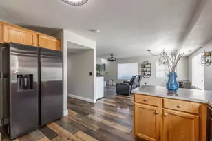 9413 S Purple Lilac Ln S, Sandy, UT 84070 - Photo 13