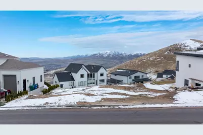 4899 N Vialetto Way #206, Lehi, UT 84043 - Photo 9