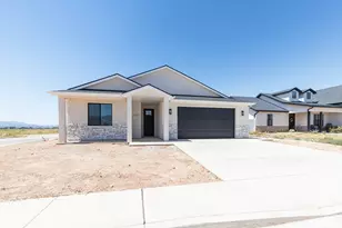 1148 N Yucca St, Cedar City, UT 84721 - Photo 3
