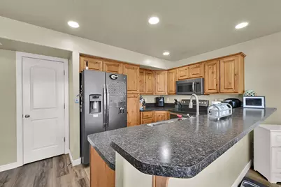 2053 Evans Cove Loop #39, Layton, UT 84041 - Photo 3
