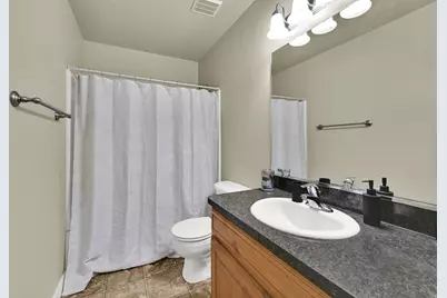 2053 Evans Cove Loop #39, Layton, UT 84041 - Photo 17