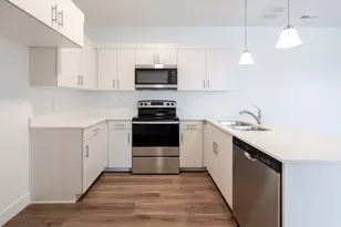871 N Pugh Ln, Saratoga Springs, UT 84045 - Photo 11