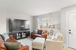 184 Park Shadows Cir, Bountiful, UT 84010 - Photo 3