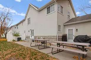 184 Park Shadows Cir, Bountiful, UT 84010 - Photo 21