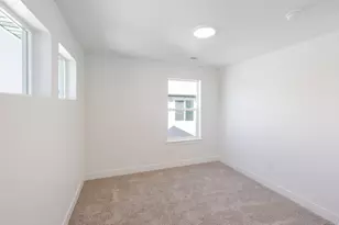 942 N Banner Dr, Saratoga Springs, UT 84045 - Photo 11