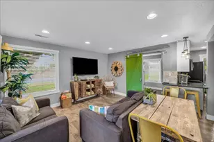 860 S Village Rd, Saint George, UT 84770 - Photo 3