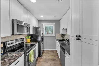 860 S Village Rd #X-5, Saint George, UT 84770 - Photo 5