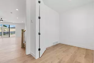 1263 Crest Dale Ln S, Santaquin, UT 84655 - Photo 11