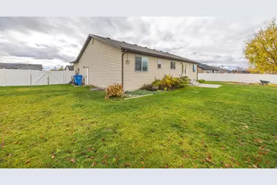 517 W 260 N, Smithfield, UT 84335 - Photo 25