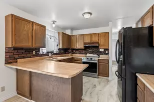 1041 W 600 S, Orem, UT 84058 - Photo 11