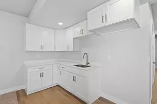 677 E 800 S St S, Springville, UT 84663 - Photo 9