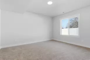 677 E 800 S St S, Springville, UT 84663 - Photo 11