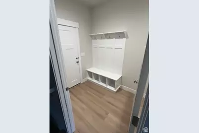 677 E 800 S St S, Springville, UT 84663 - Photo 15