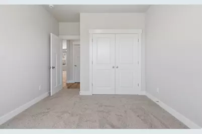 677 E 800 S St S, Springville, UT 84663 - Photo 27