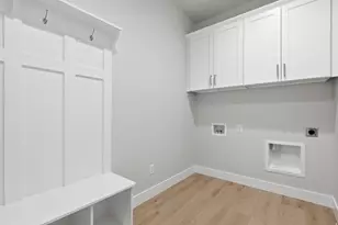 677 E 800 S St S, Springville, UT 84663 - Photo 23