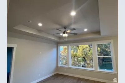 677 E 800 S St S, Springville, UT 84663 - Photo 11