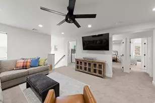 2388 E Cascada Wy, Washington, UT 84780 - Photo 17