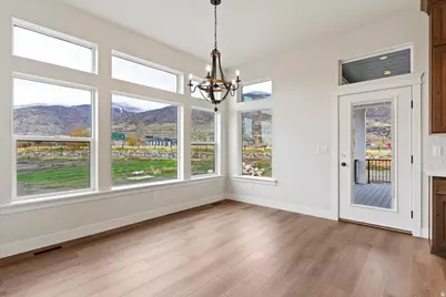 442 W Randys Ct, Farmington, UT 84025 - Photo 13