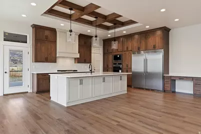 442 W Randys Ct, Farmington, UT 84025 - Photo 15