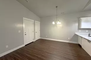 1831 W Newcastle Ln, Saratoga Springs, UT 84045 - Photo 7