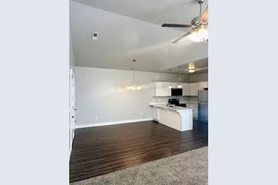 1831 W Newcastle Ln #D302, Saratoga Springs, UT 84045 - Photo 5