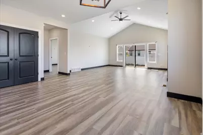 328 E 300 N, Richmond, UT 84333 - Photo 11