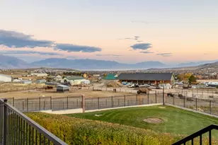 2628 E Prairie View Dr, Eagle Mountain, UT 84005 - Photo 13