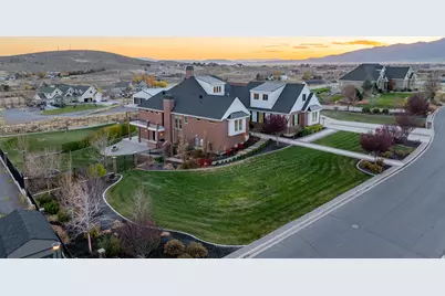 2628 E Prairie View Dr, Eagle Mountain, UT 84005 - Photo 37