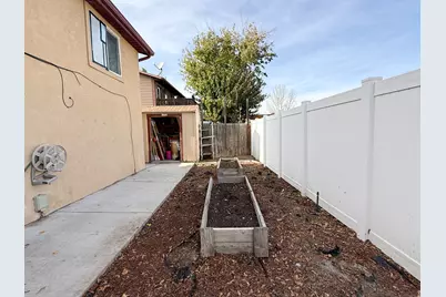 7987 S 2980 W, West Jordan, UT 84088 - Photo 17