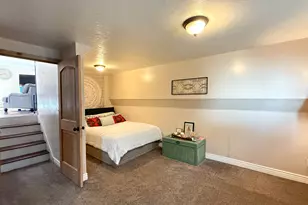 7987 S 2980 W, West Jordan, UT 84088 - Photo 9