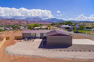 33 E Merriam Ct, Moab, UT 84532 - Photo 3