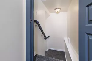 1349 S Mountain Crest Dr W, Woods Cross, UT 84087 - Photo 27