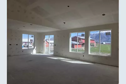 9310 N 5600 W #4, Elwood, UT 84337 - Photo 3